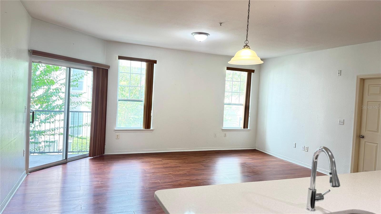 BORDEAUX - Residential Lease