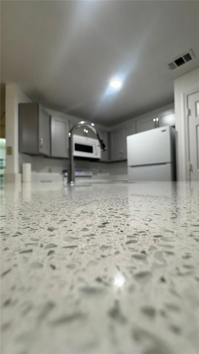 BORDEAUX - Residential Lease