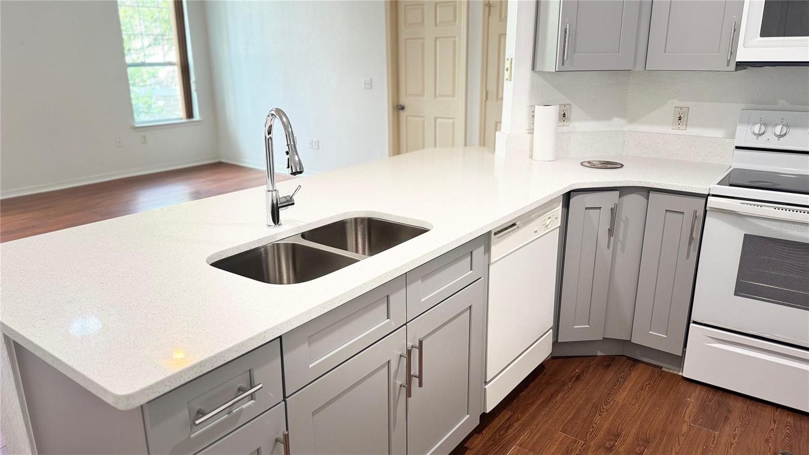BORDEAUX - Residential Lease