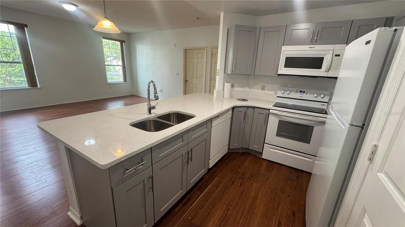 BORDEAUX - Residential Lease