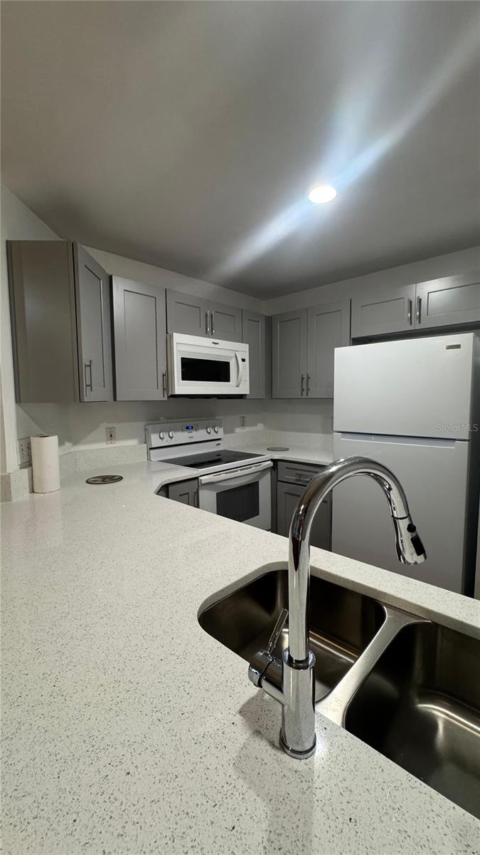 BORDEAUX - Residential Lease
