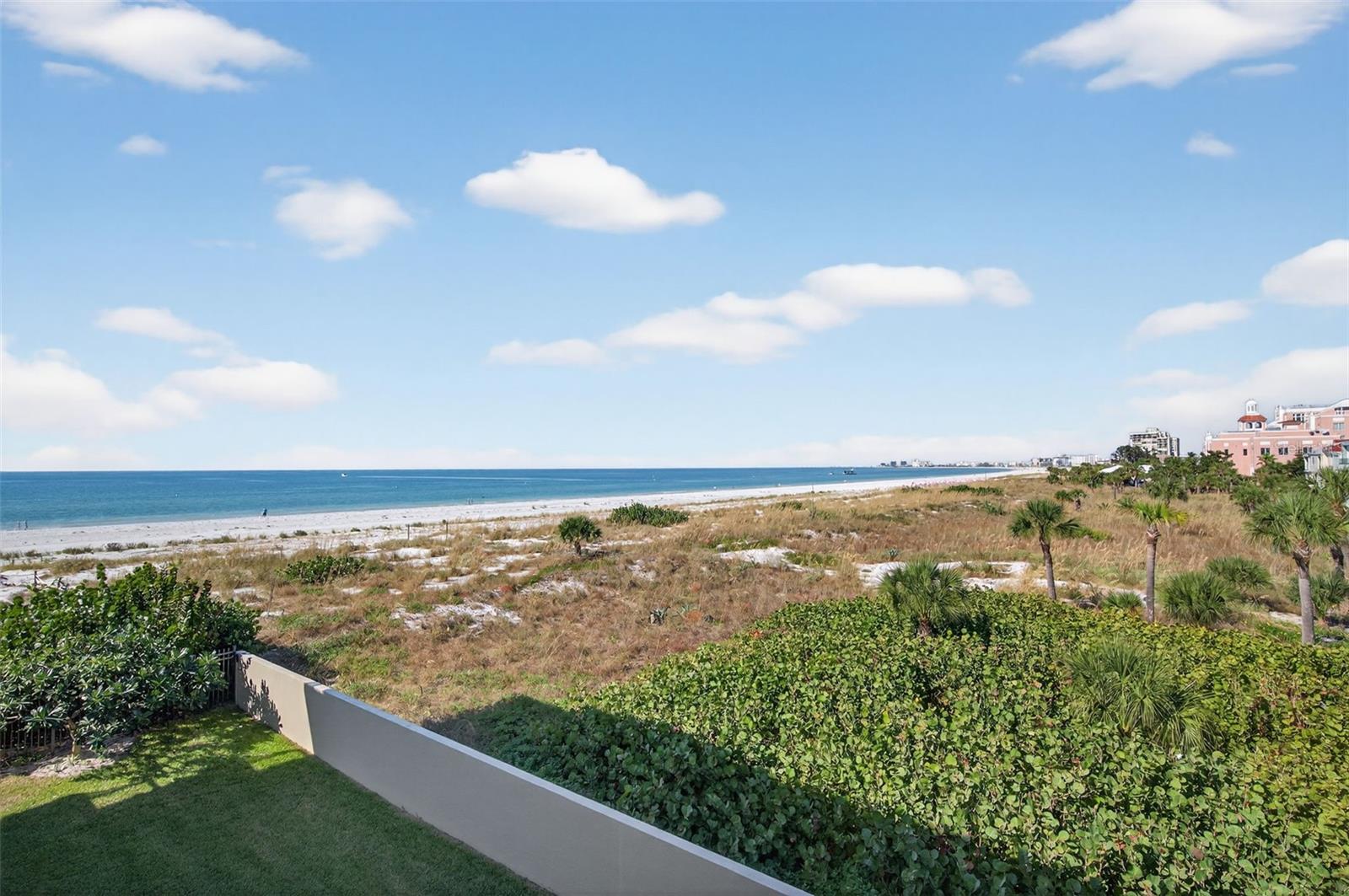 MARINA BAY OF ST PETERSBURG BEACH - Residential