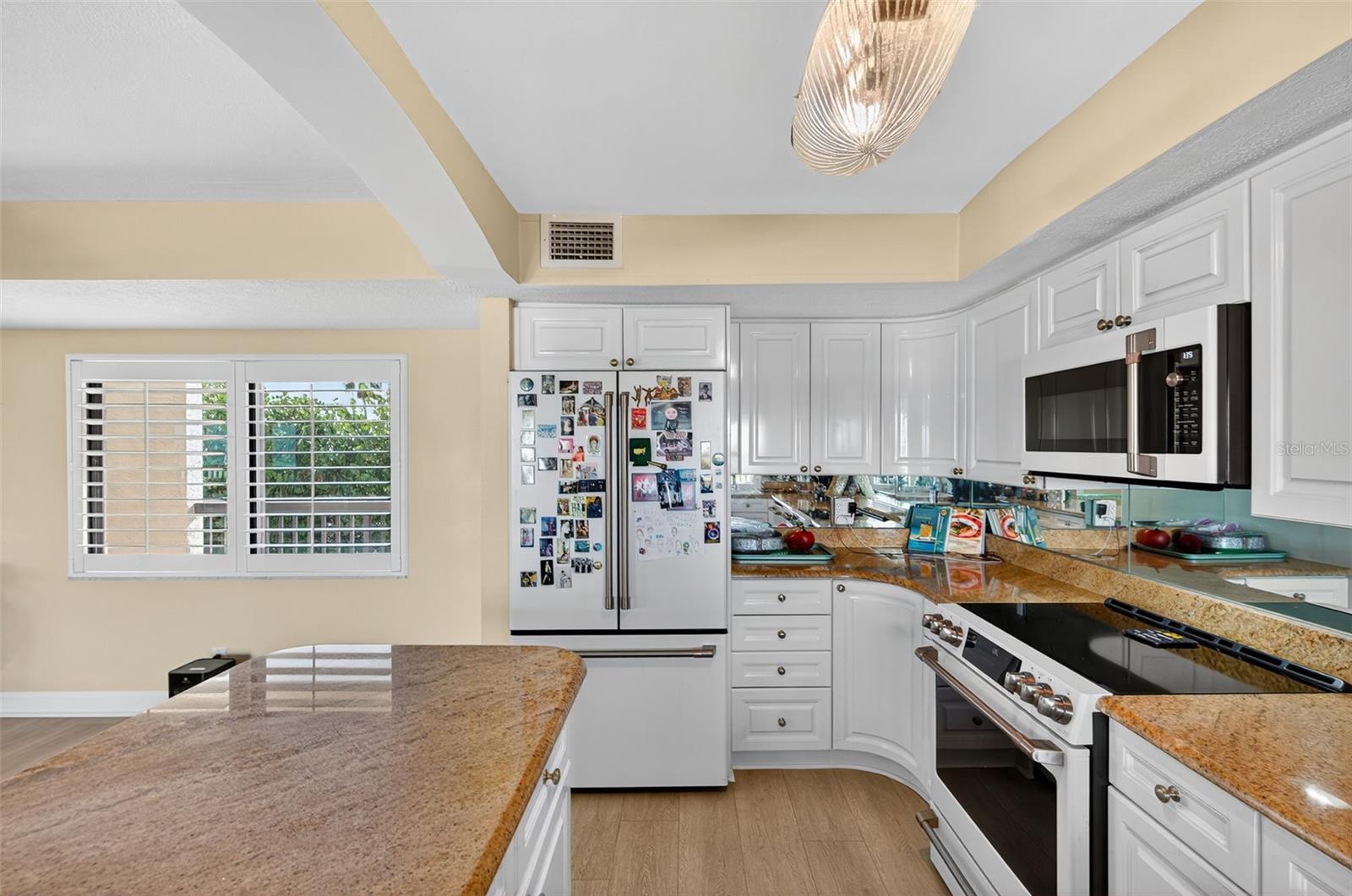 MARINA BAY OF ST PETERSBURG BEACH - Residential