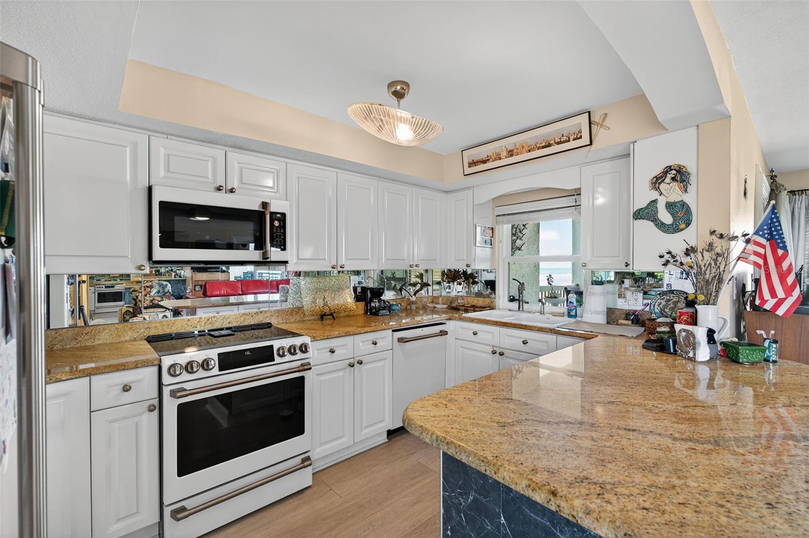 MARINA BAY OF ST PETERSBURG BEACH - Residential