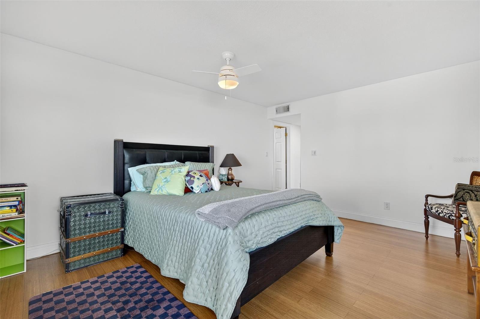 MARINA BAY OF ST PETERSBURG BEACH - Residential