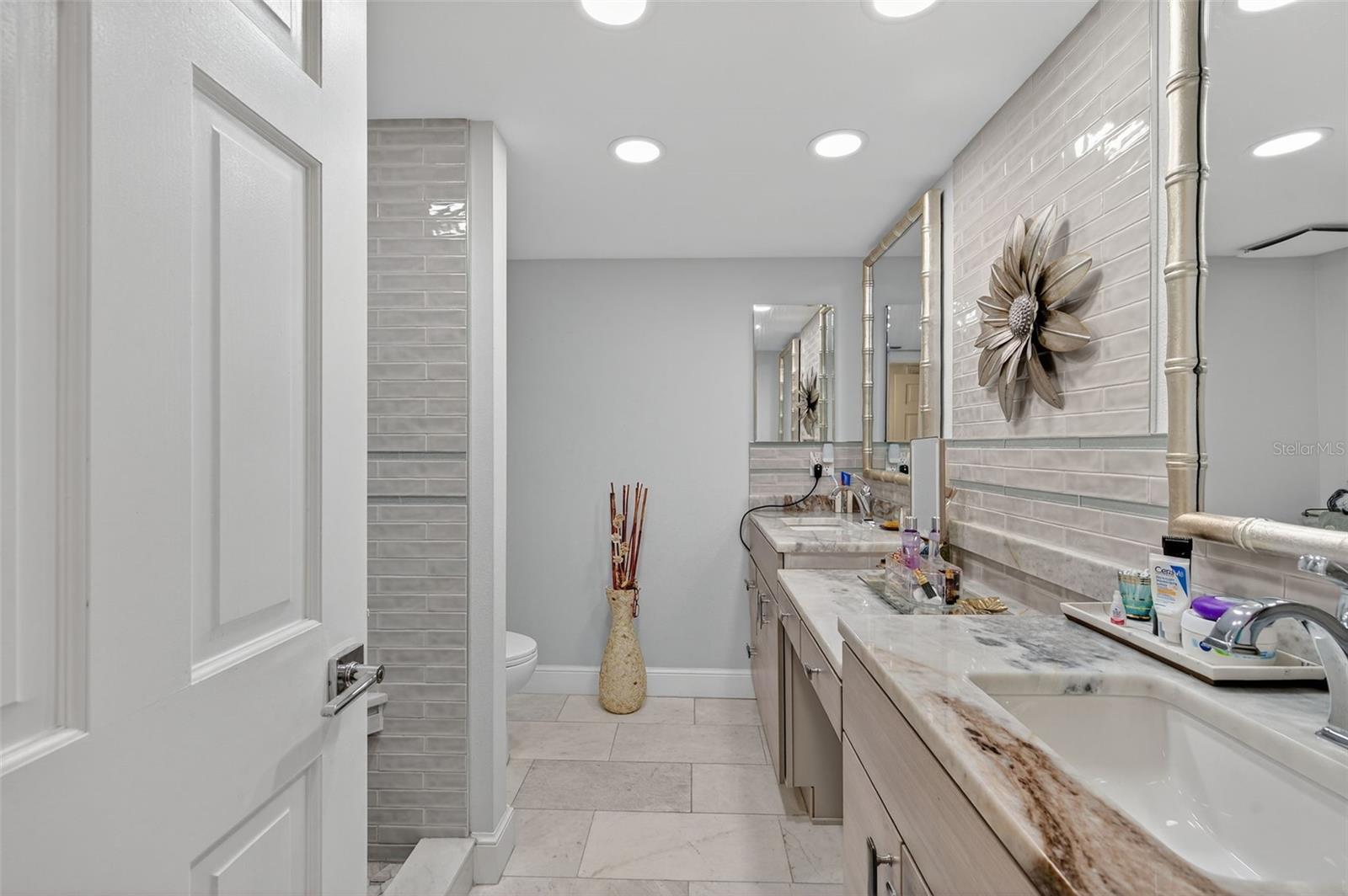 MARINA BAY OF ST PETERSBURG BEACH - Residential