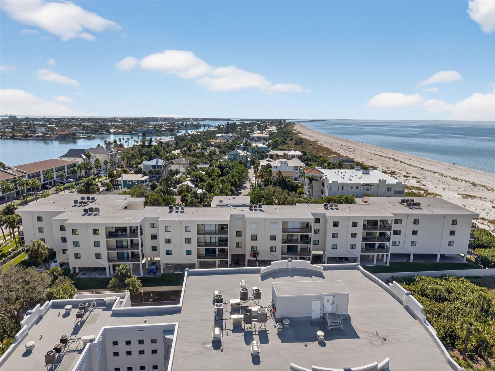 MARINA BAY OF ST PETERSBURG BEACH - Residential