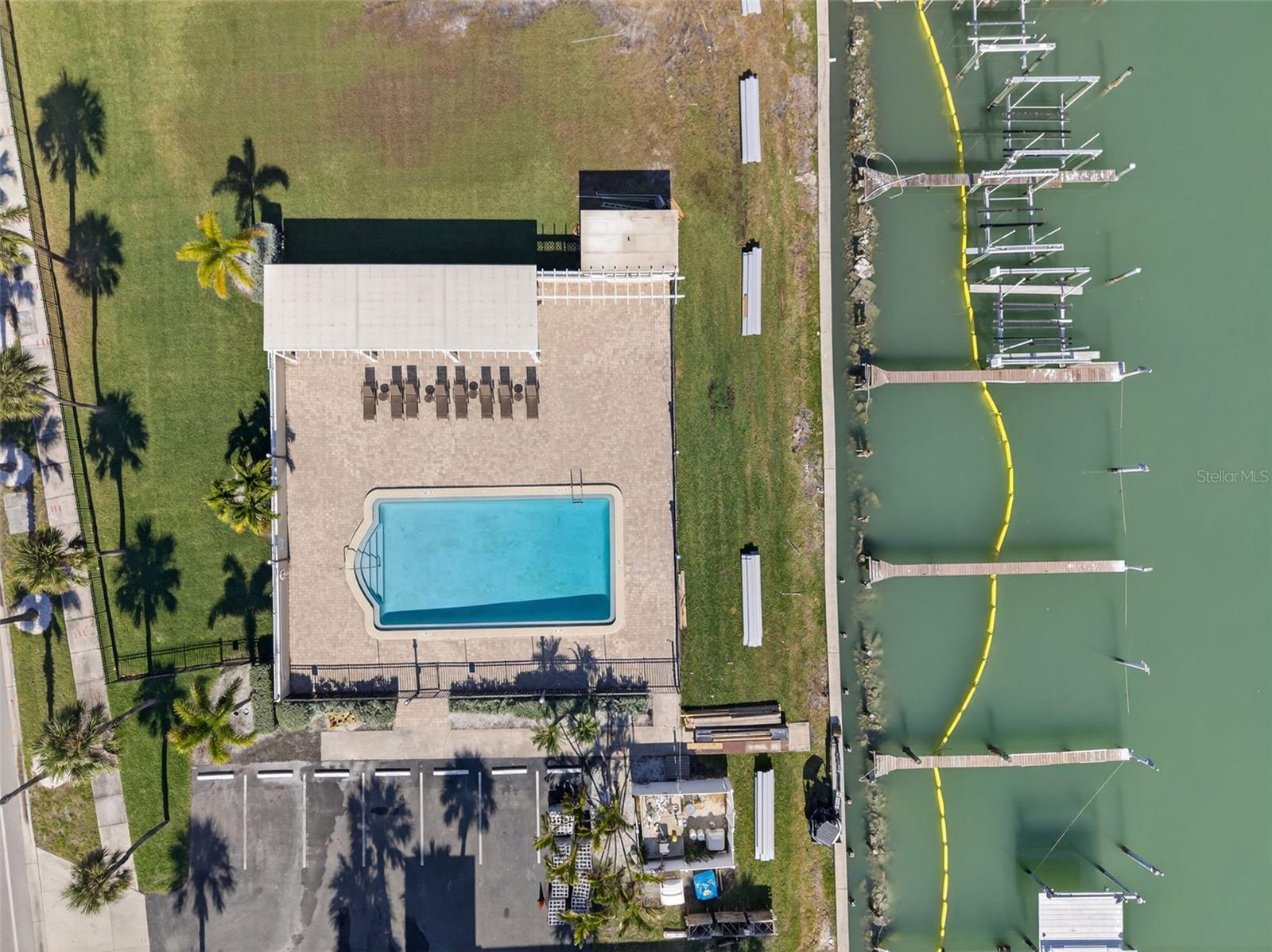 MARINA BAY OF ST PETERSBURG BEACH - Residential