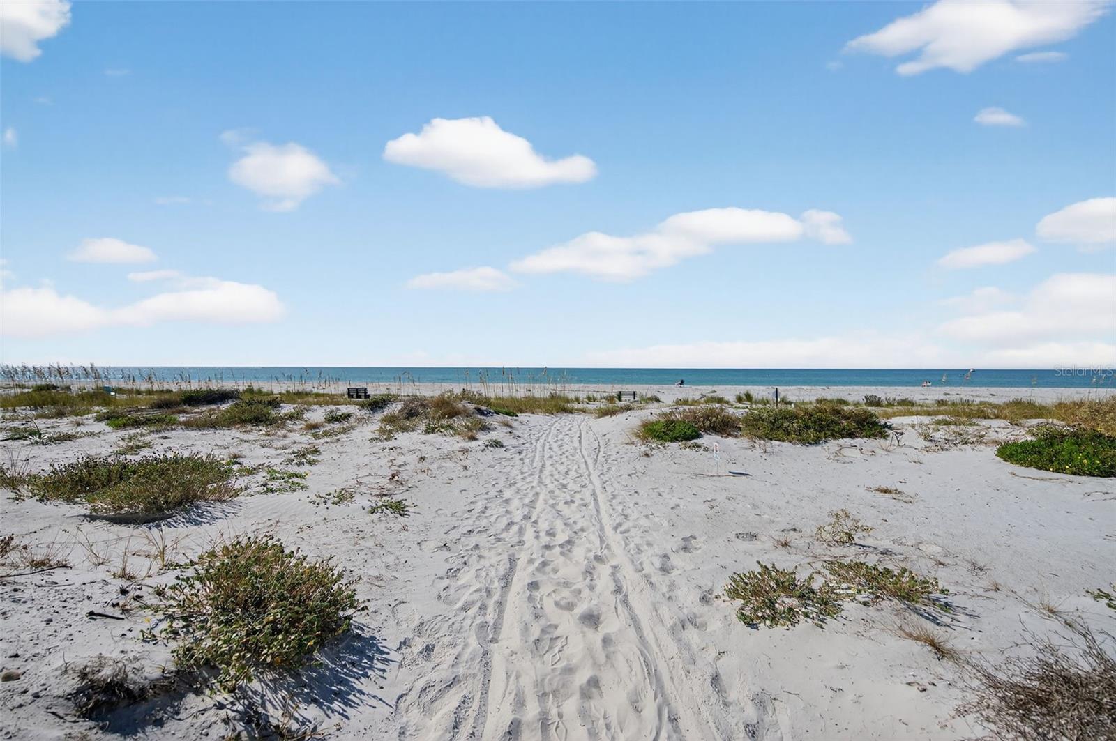 MARINA BAY OF ST PETERSBURG BEACH - Residential