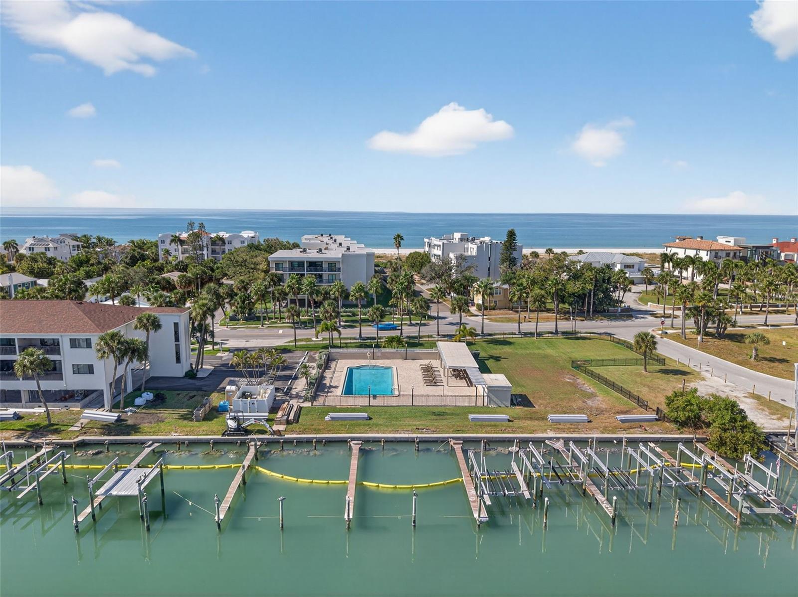 MARINA BAY OF ST PETERSBURG BEACH - Residential