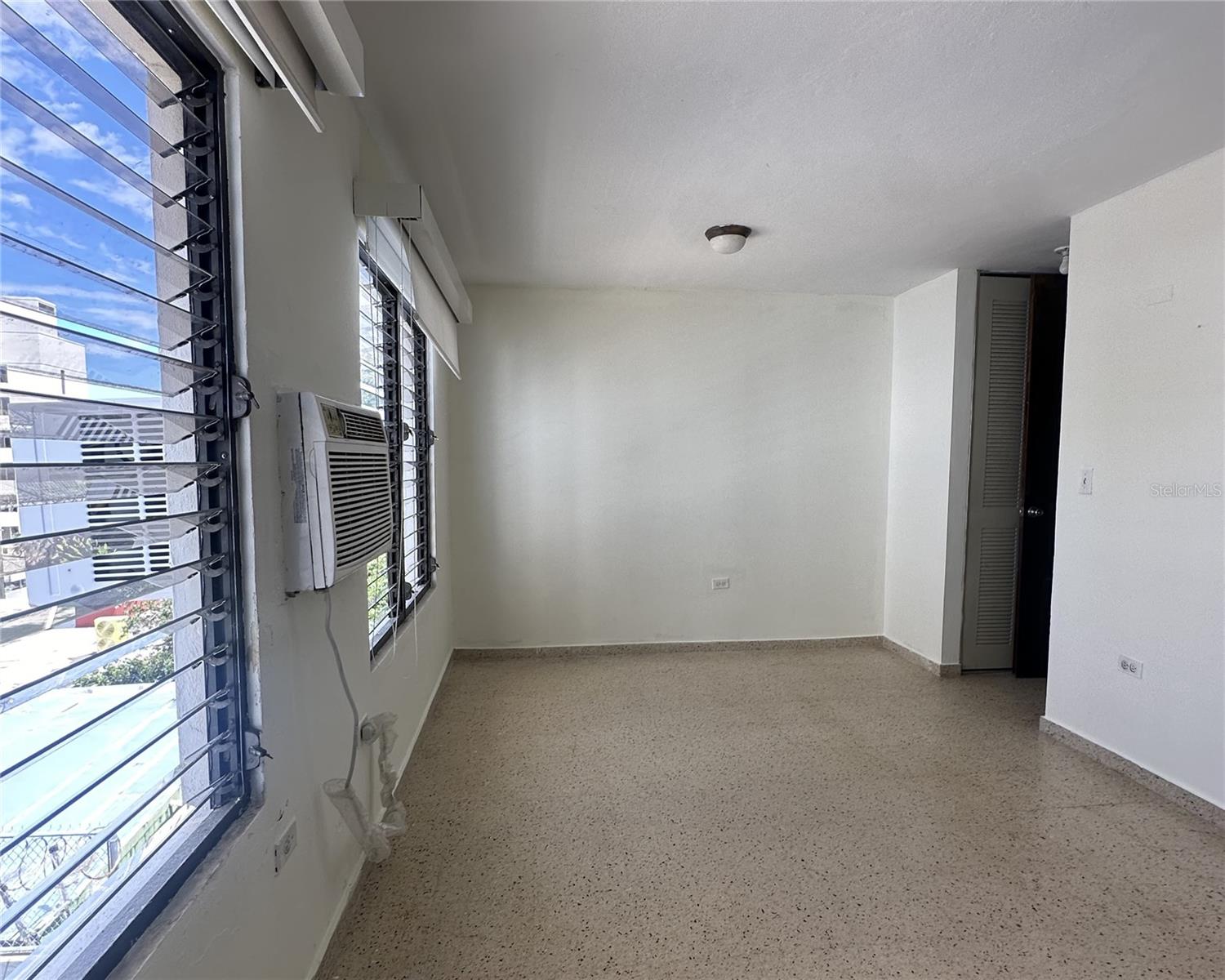 113 C. Barcelona CONDOMINIO BARCELONA COURT 1