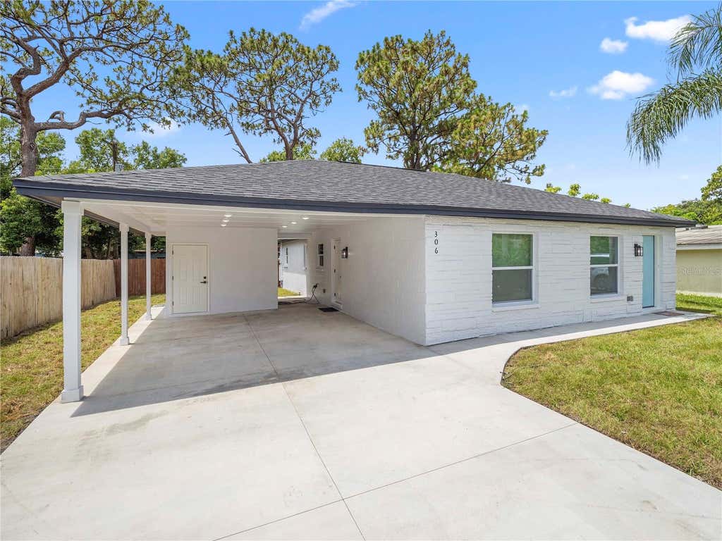 Photo of 306 Floral Drive, Tampa, FL 33613 (MLS # TB8521622)