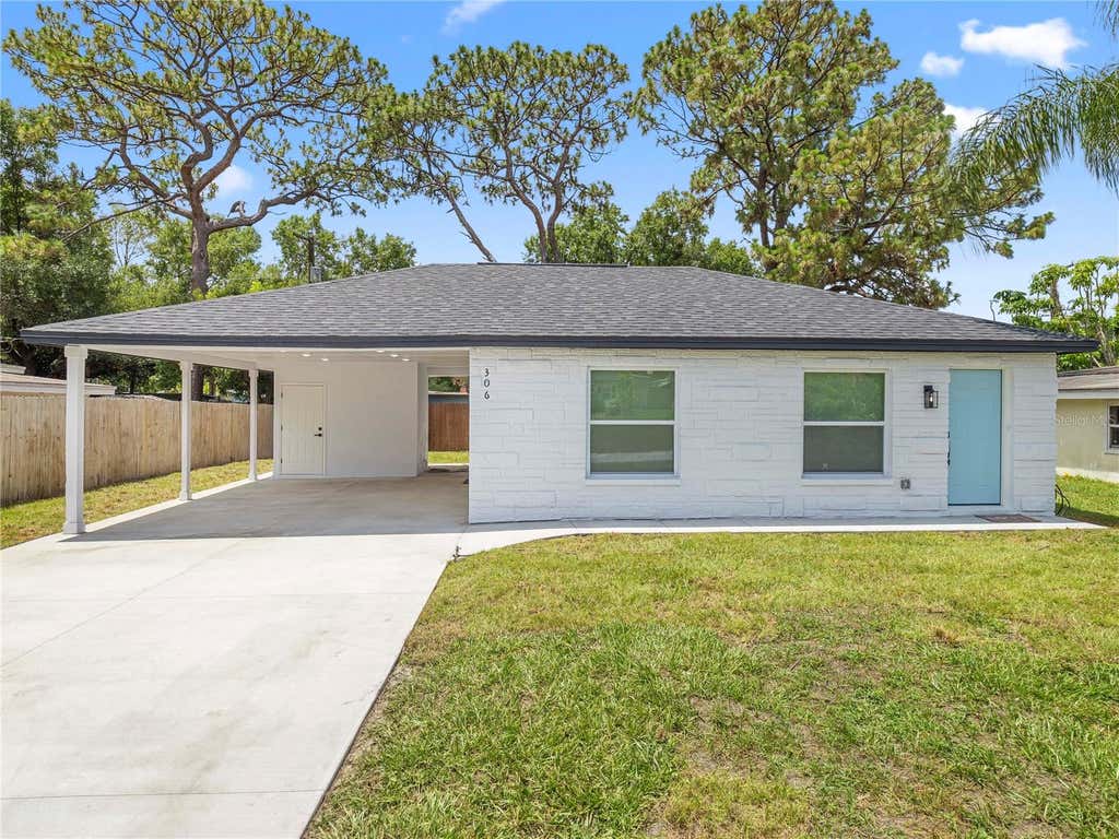 Photo of 306 Floral Drive, Tampa, FL 33613 (MLS # TB8521622)