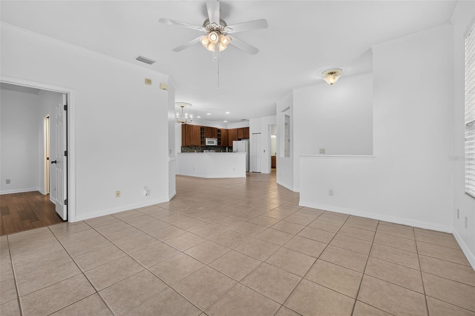 125 SHELL FALLS DRIVE, APOLLO BEACH, FL, 33572 3 125 SHELL FALLS DRIVE