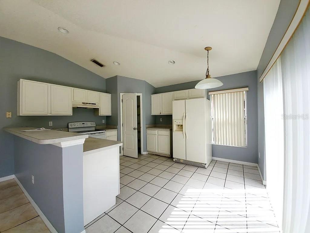 VILLA SOL PH 2 VILLAGE 3 - Residential Lease