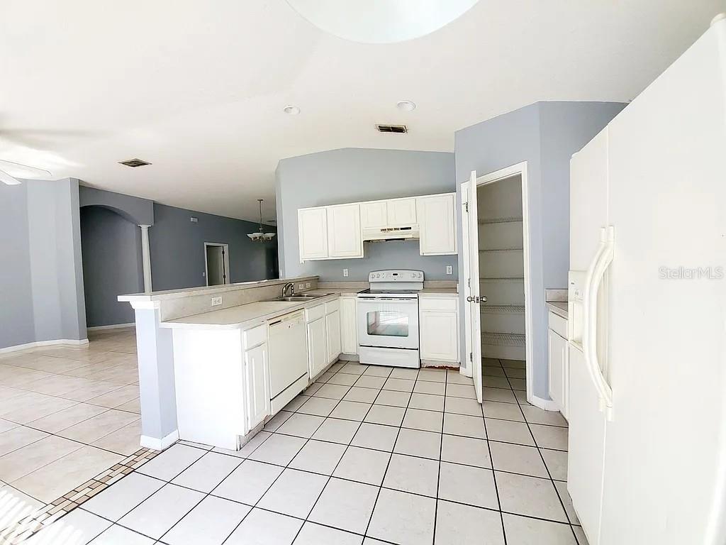 VILLA SOL PH 2 VILLAGE 3 - Residential Lease