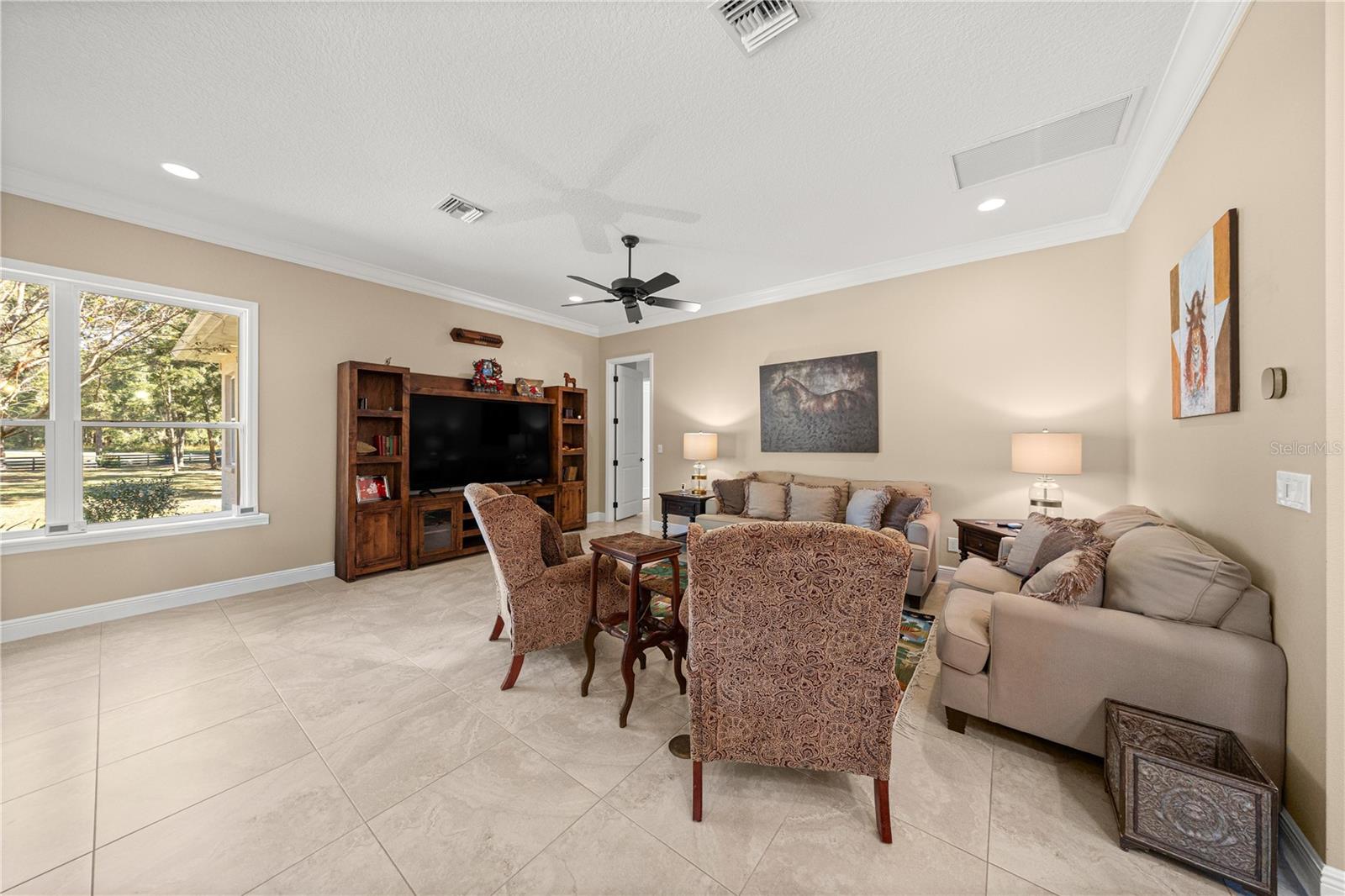 EQUESTRIAN SPGS - Residential