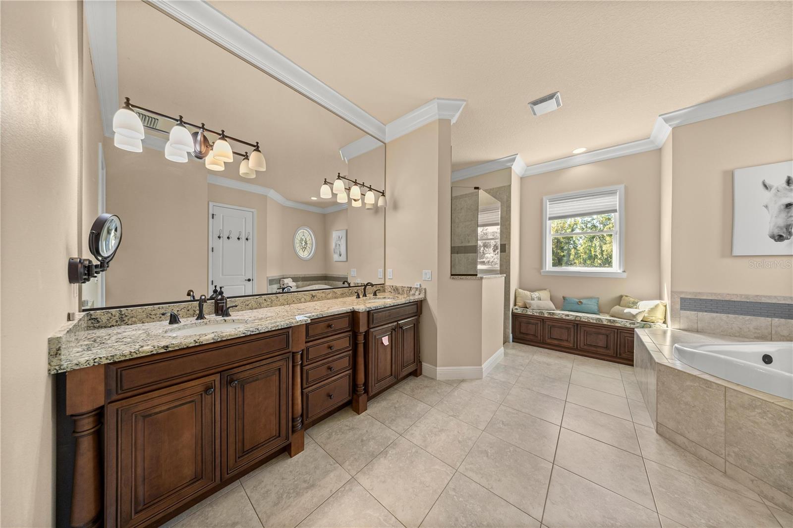 EQUESTRIAN SPGS - Residential