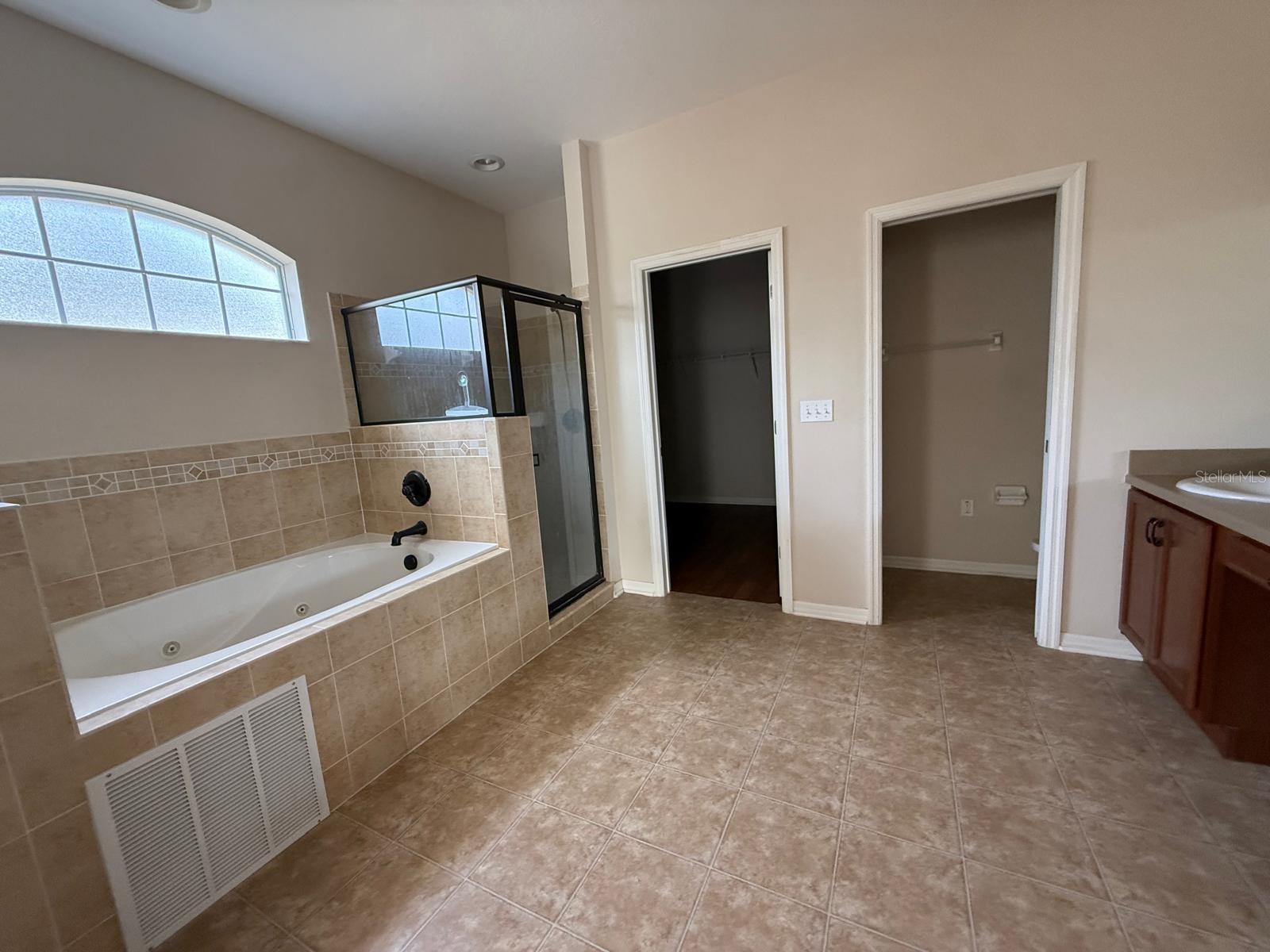 2974 BLACKWATER OAKS DRIVE