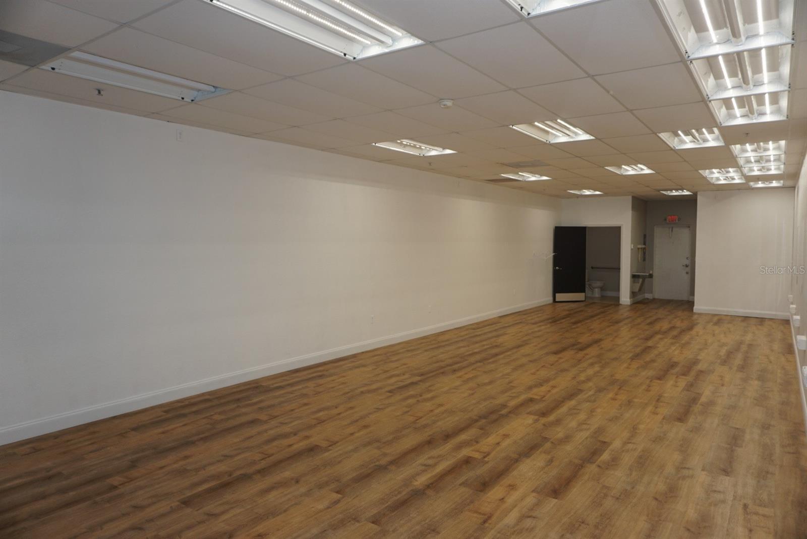 VINES COMM CONDO - Commercial Sale