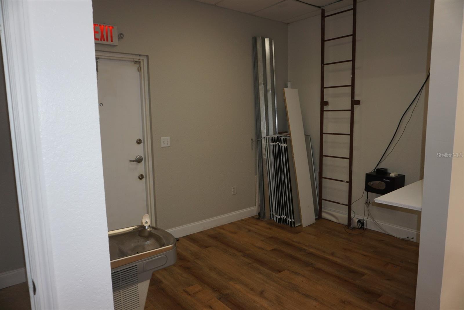 VINES COMM CONDO - Commercial Sale