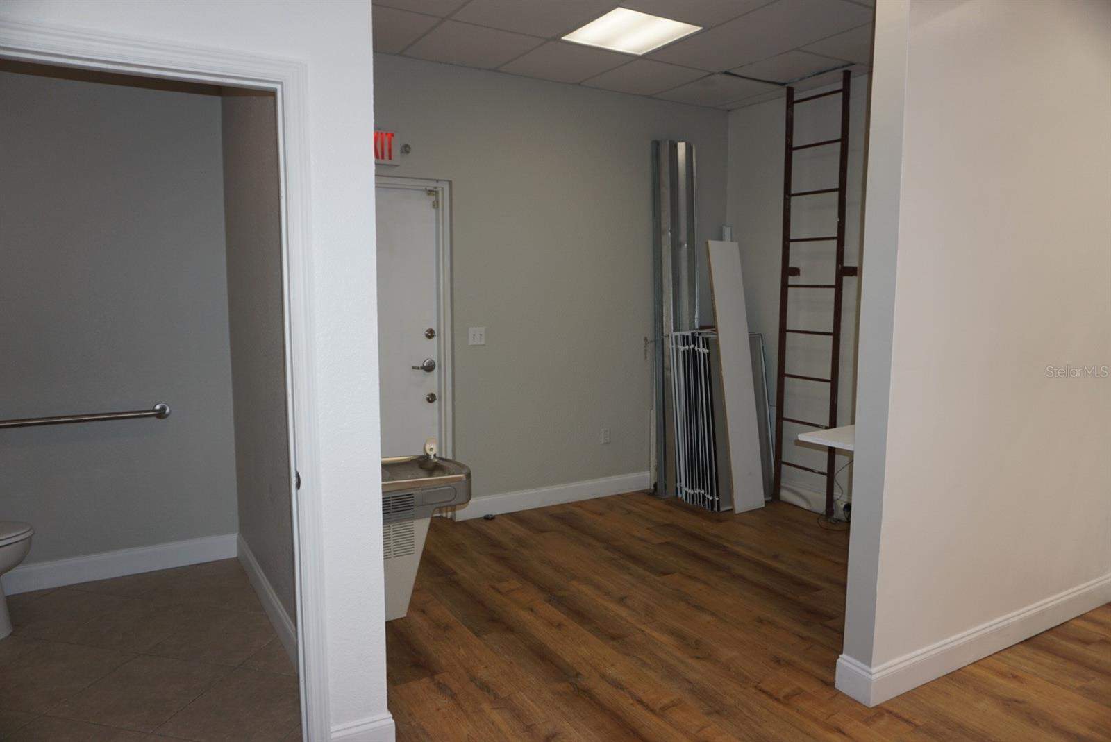 VINES COMM CONDO - Commercial Sale