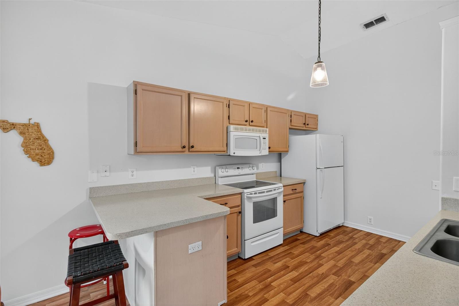 THE ESTATES - Residential