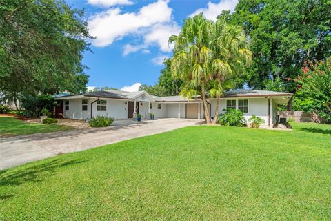 A home in WINTER PARK