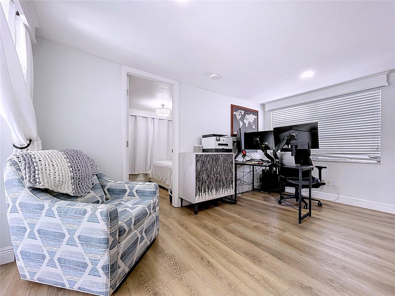 EMBASSY HILLS - Residential