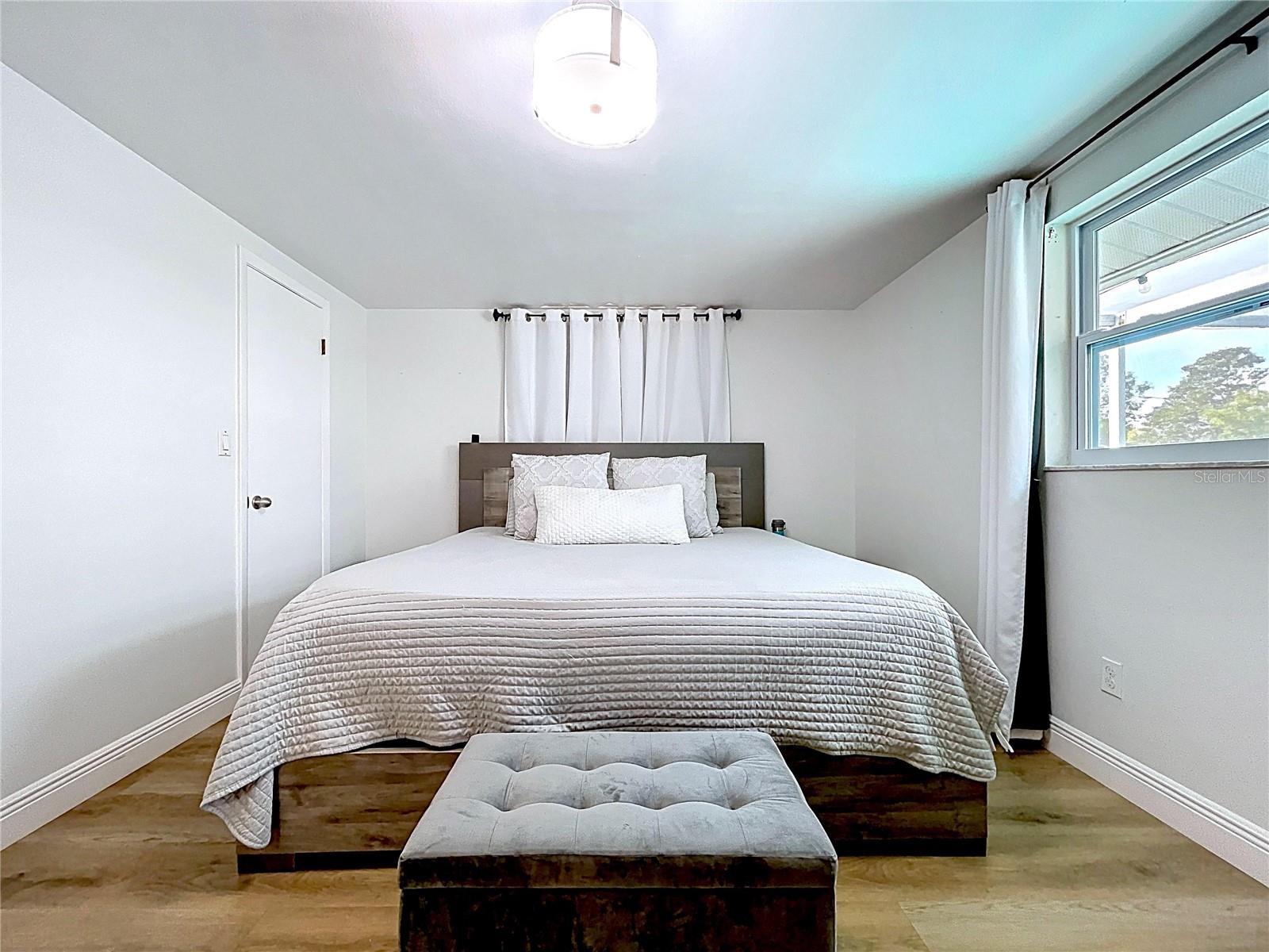 EMBASSY HILLS - Residential