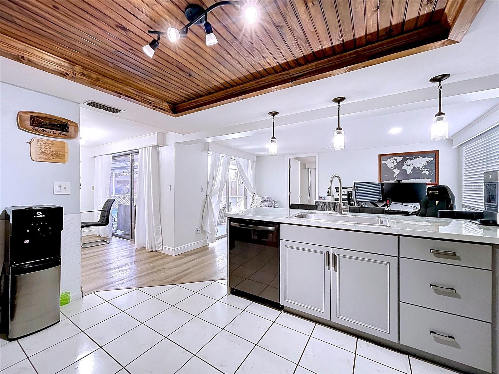 EMBASSY HILLS - Residential