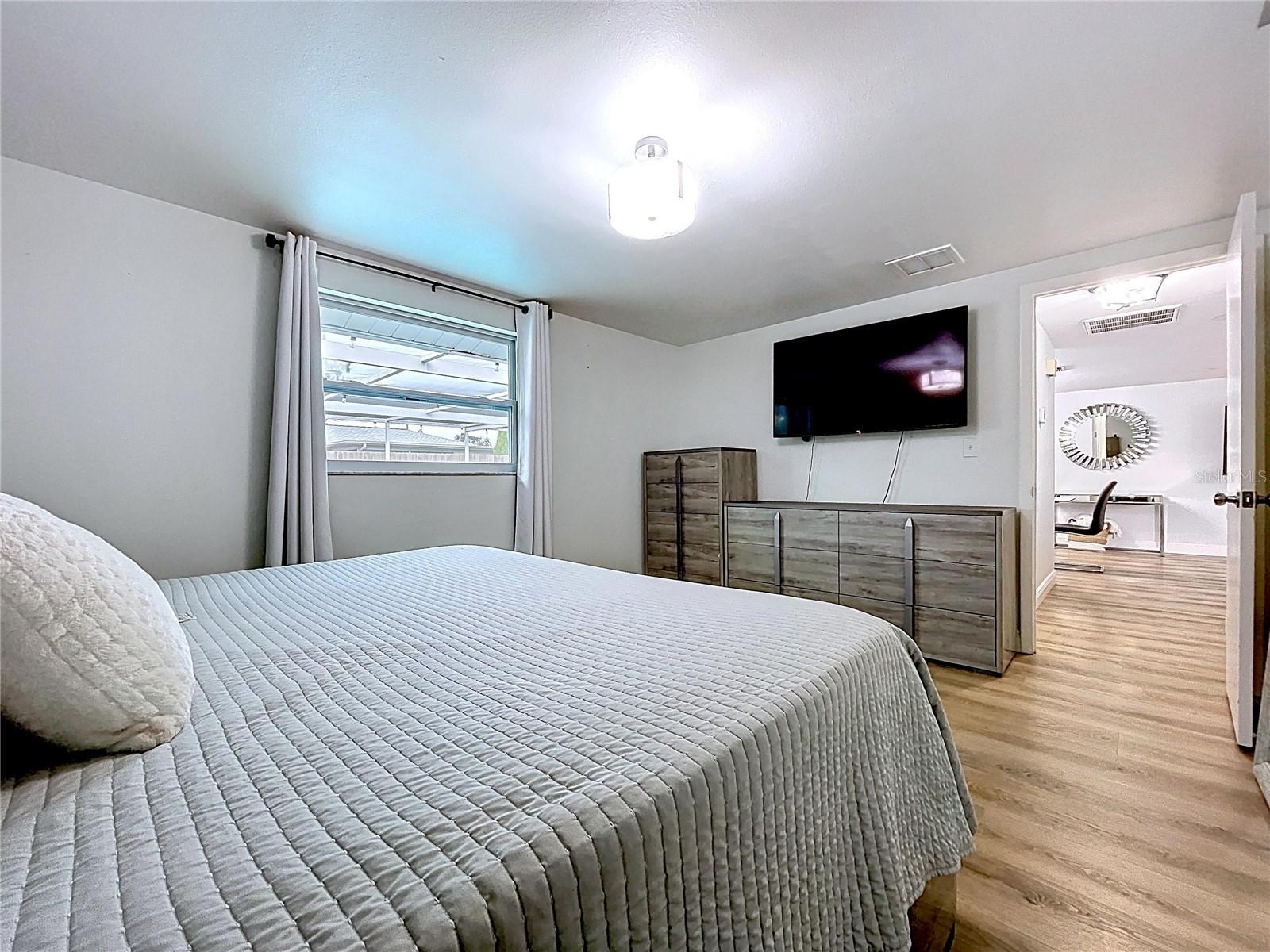 EMBASSY HILLS - Residential