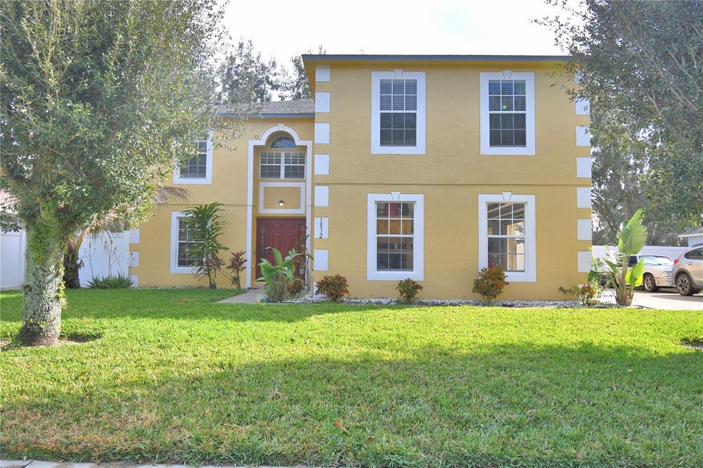 Photo of 1832 Alambra Circle, Apopka, FL 32703 (MLS # S5142600)