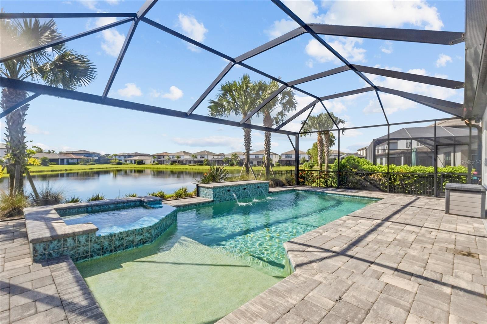 5755 BLUESTAR COURT