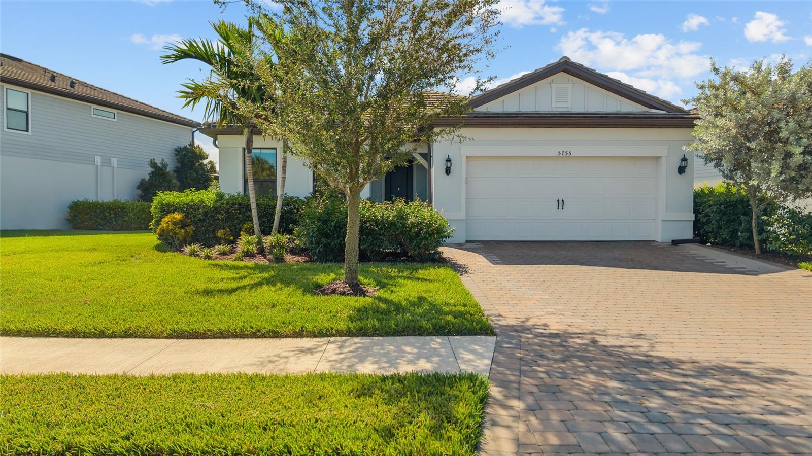 5755 BLUESTAR COURT