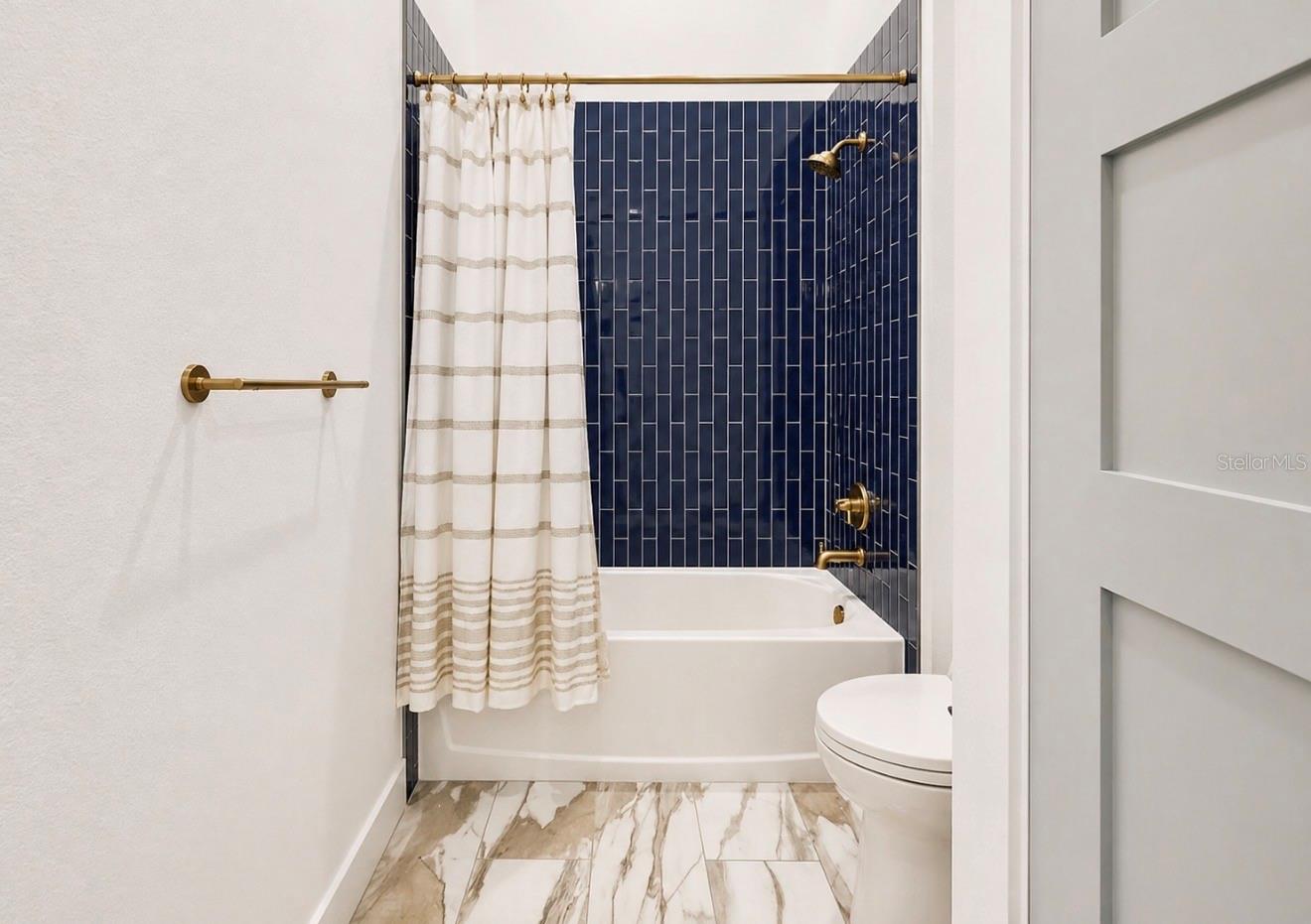 MIRABAY PH 1A - Residential