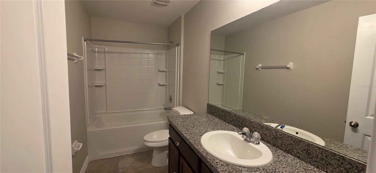 AYERSWORTH GLEN PH 3C - Residential Lease