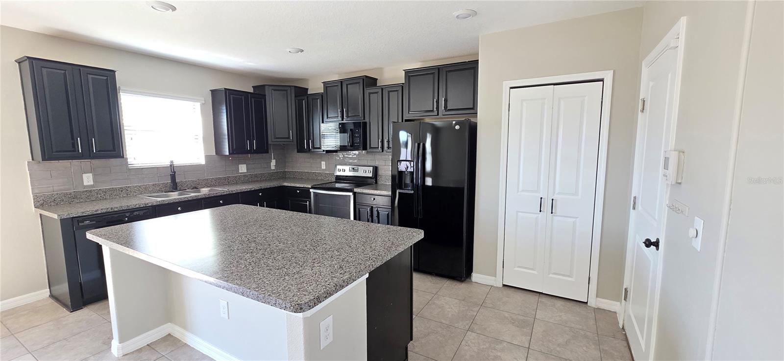 AYERSWORTH GLEN PH 3C - Residential Lease