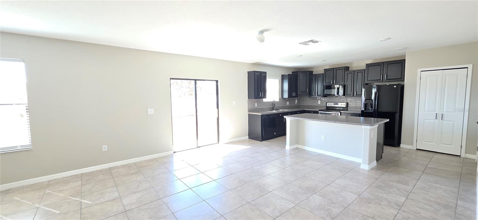 AYERSWORTH GLEN PH 3C - Residential Lease