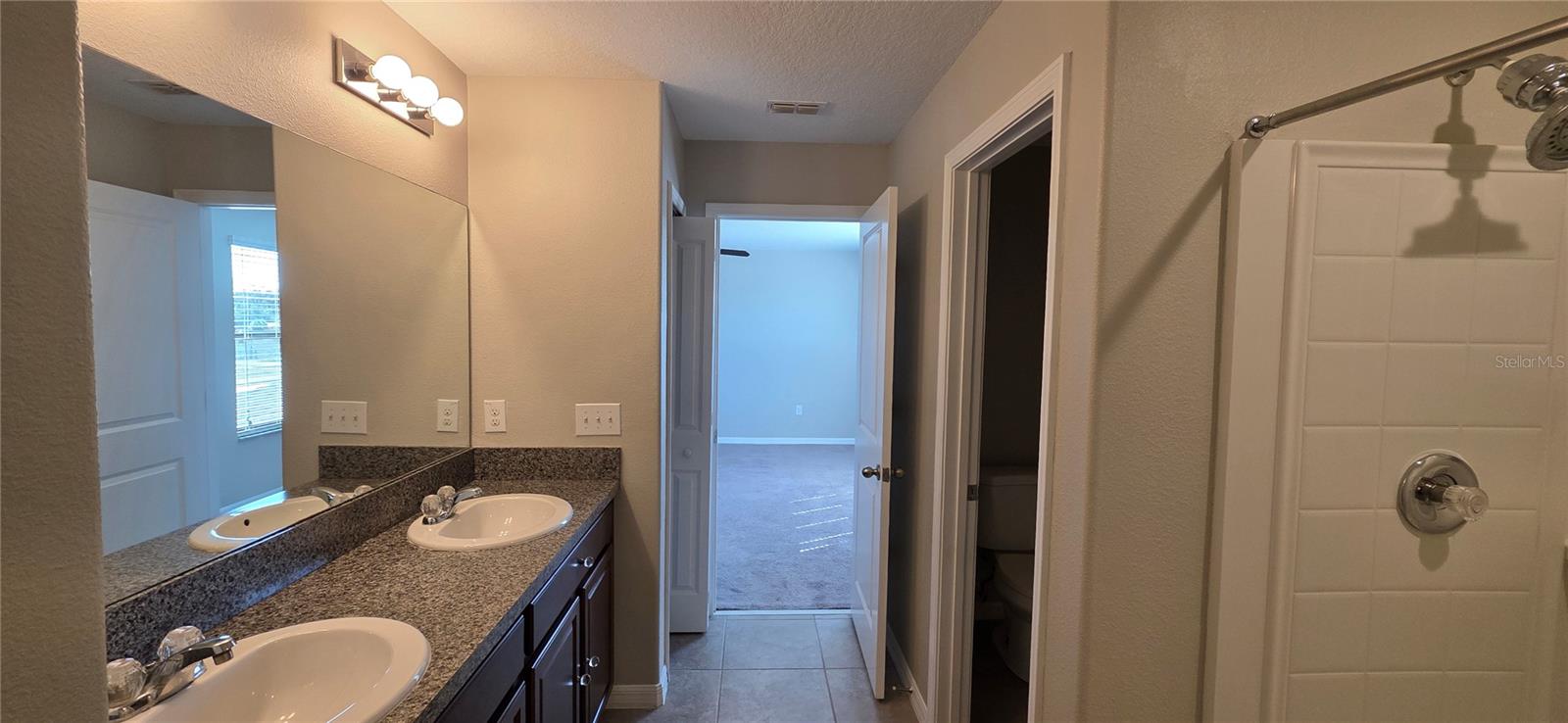 AYERSWORTH GLEN PH 3C - Residential Lease