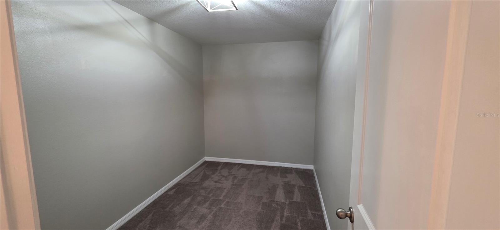 AYERSWORTH GLEN PH 3C - Residential Lease