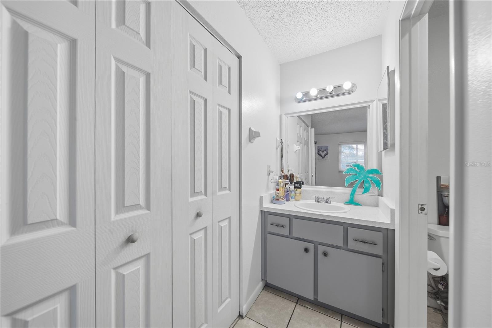 TALIA CONDO - Residential