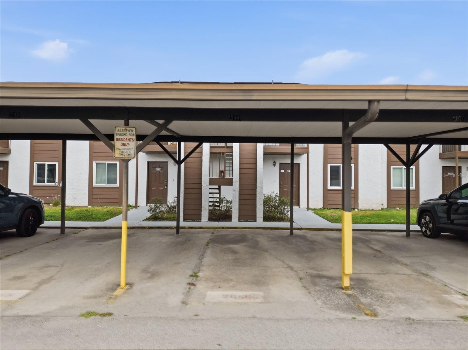 TALIA CONDO - Residential