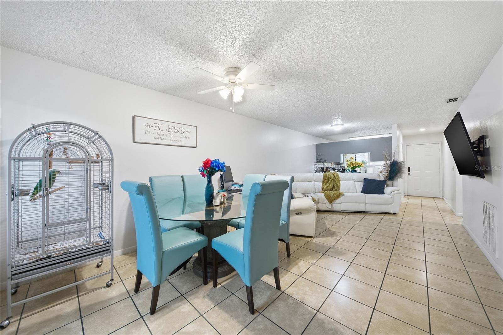 TALIA CONDO - Residential