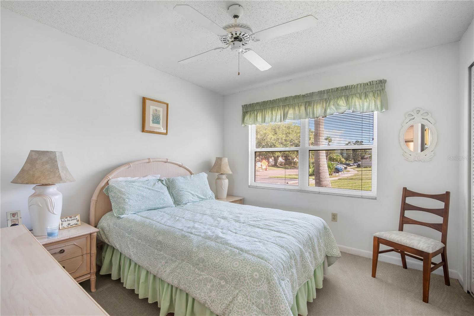 DOUBLE EAGLE IMPERIALAKES PH 01-6 SEC 04 - Residential Lease