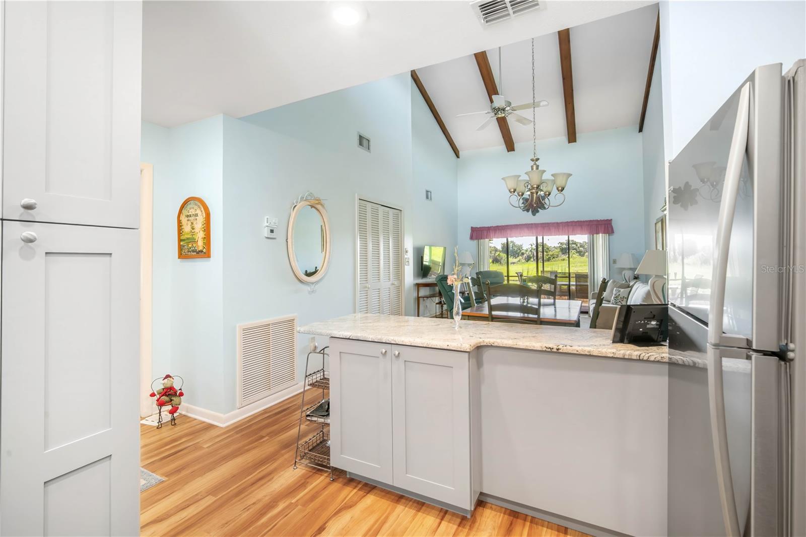 DOUBLE EAGLE IMPERIALAKES PH 01-6 SEC 04 - Residential Lease