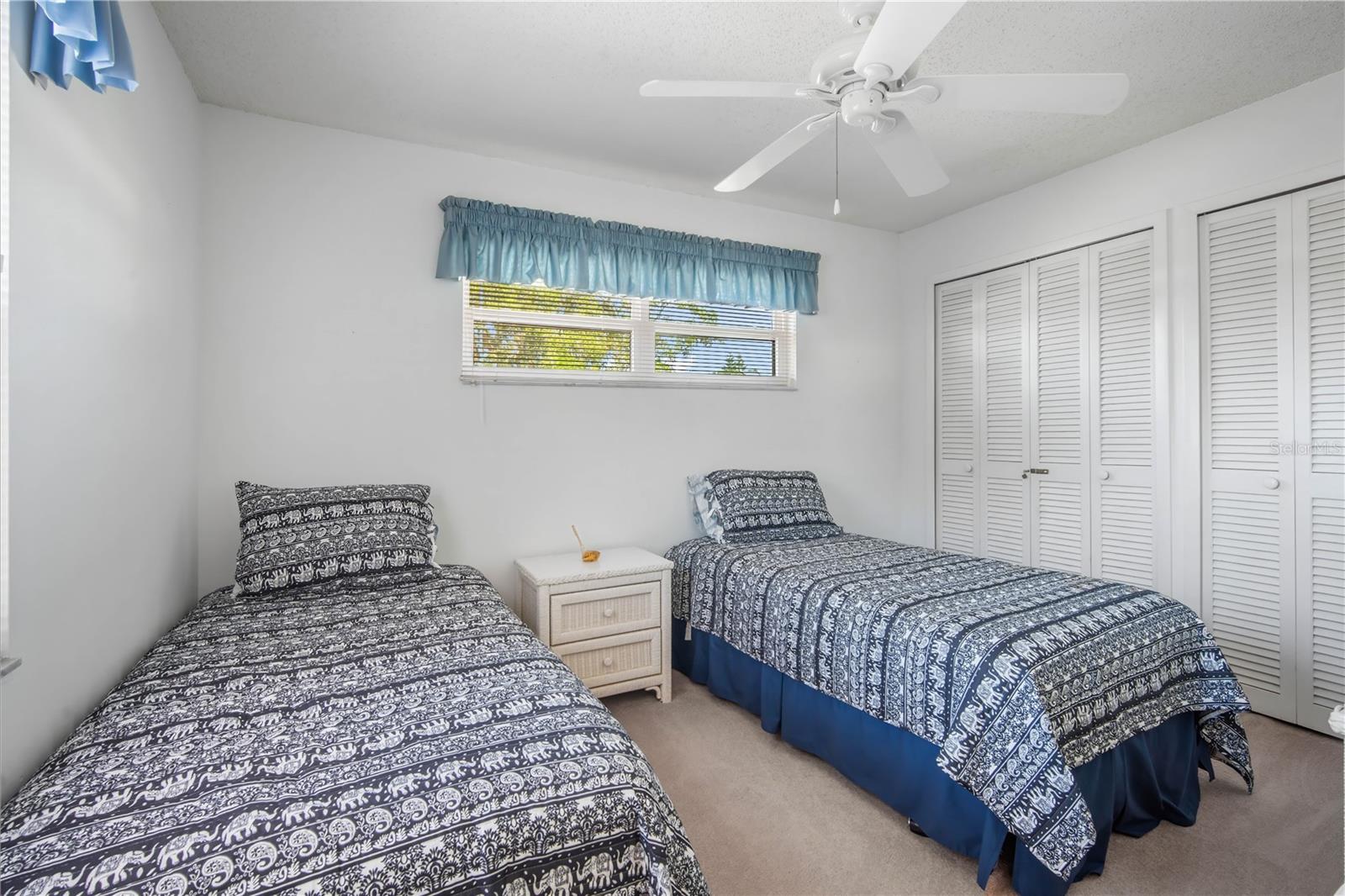 DOUBLE EAGLE IMPERIALAKES PH 01-6 SEC 04 - Residential Lease