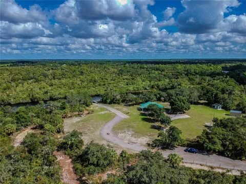 A home in WIMAUMA