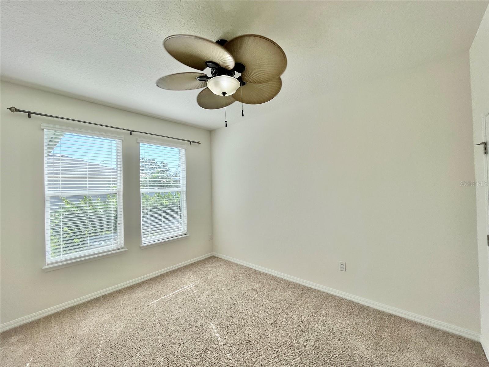 BEACON PARK LANDING - Residential Lease