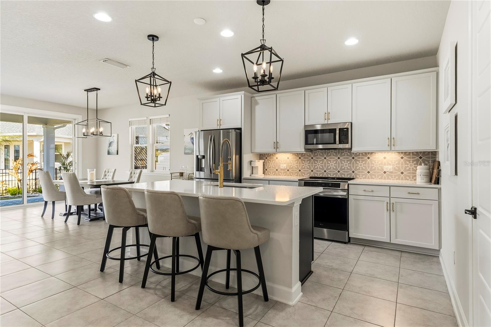 LOS LAGOS/MATANZAS SHORES I - Residential